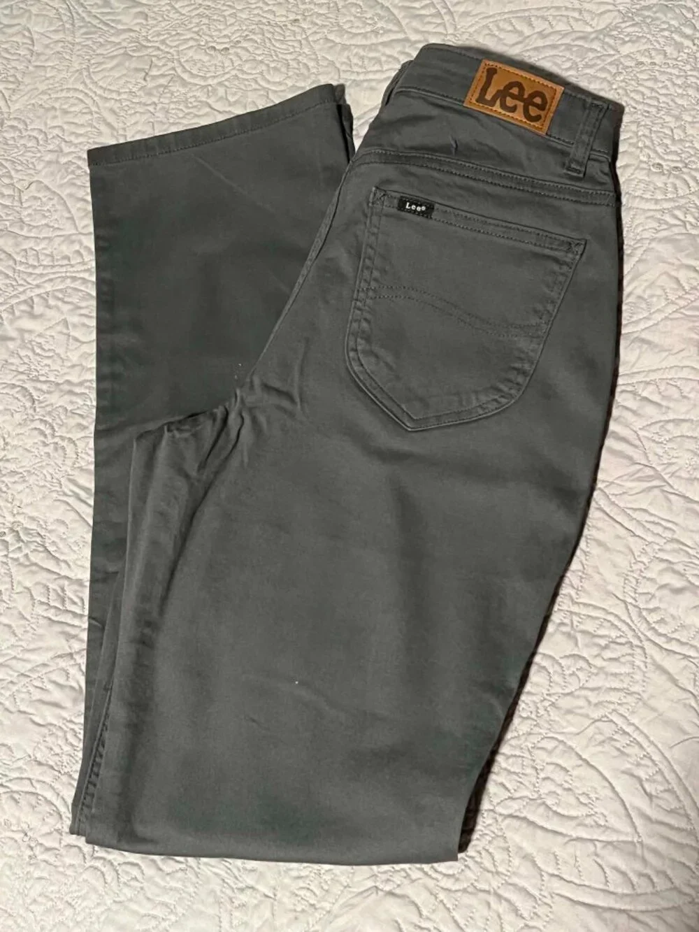 Lee Relaxed Fit Straight Leg Pants Charcoal Grey Size 10